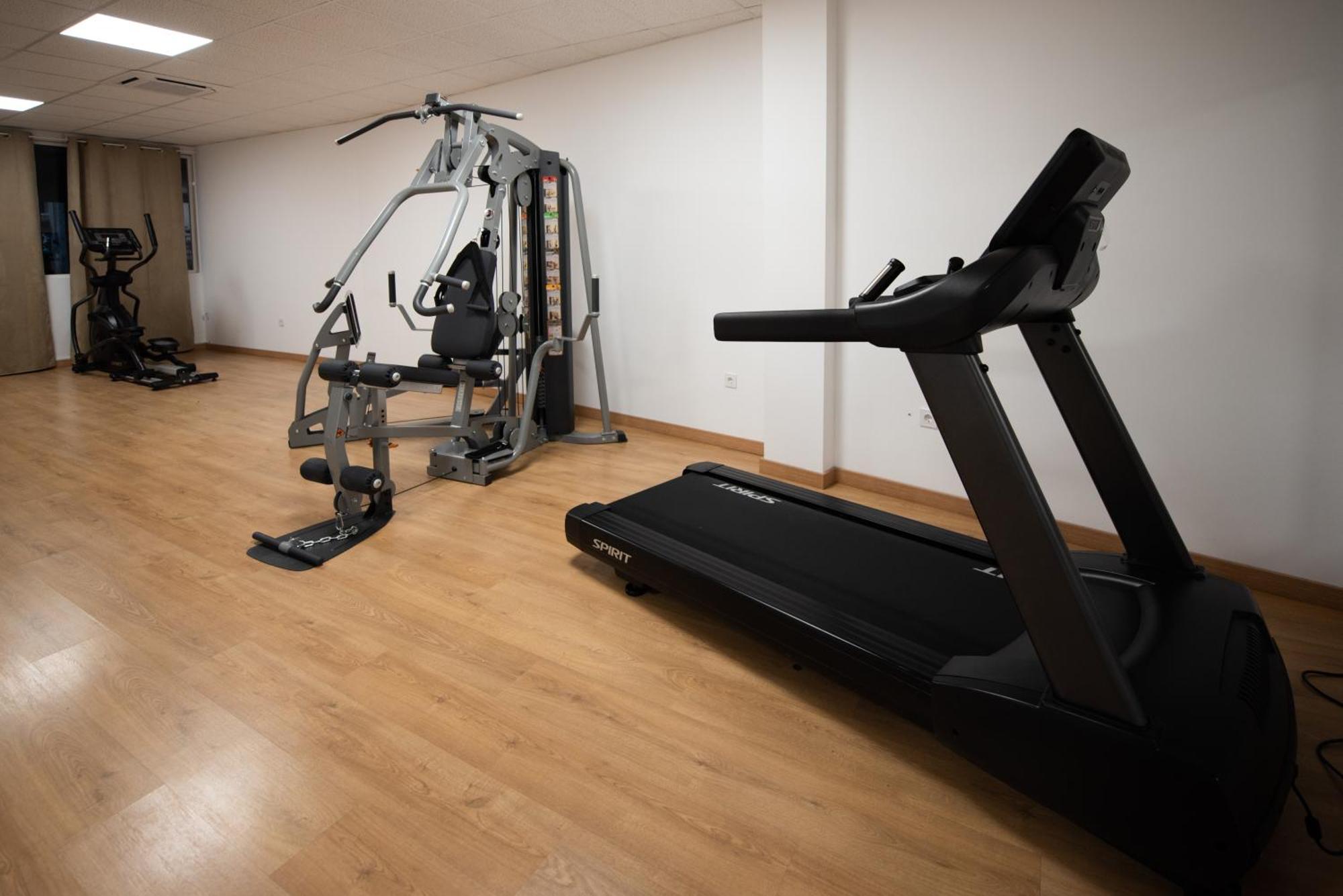 Apartamento Centrico La Merced 2 - Free Parking & Free Gym Apartamento Málaga Exterior foto
