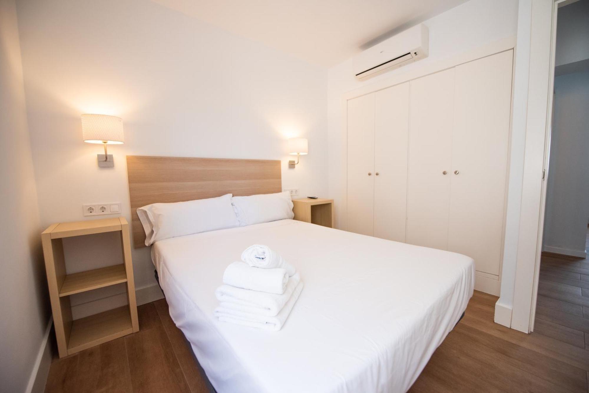 Apartamento Centrico La Merced 2 - Free Parking & Free Gym Apartamento Málaga Exterior foto